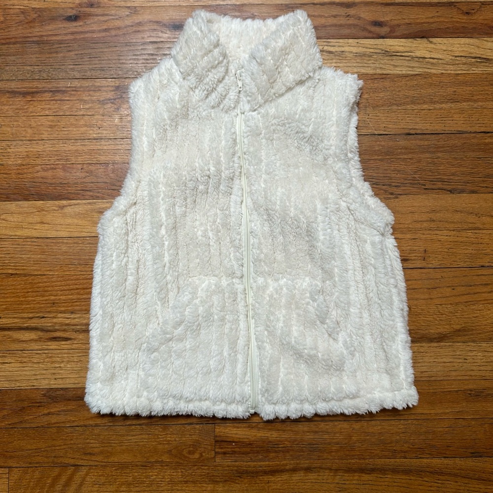 SHEIN Cream Fleece Jacket
